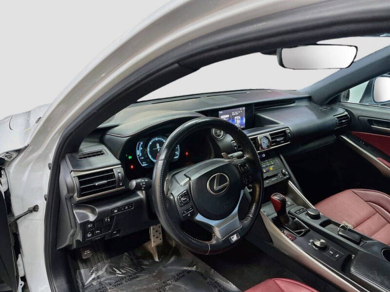 2019 Lexus IS 300