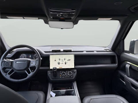 2026 Land Rover Defender 110 P300 S
