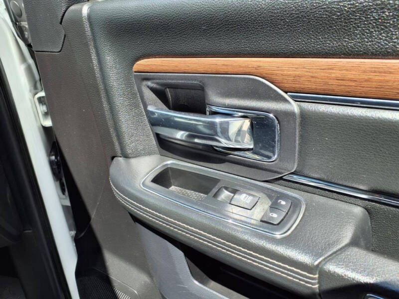 2015 RAM 1500 Laramie