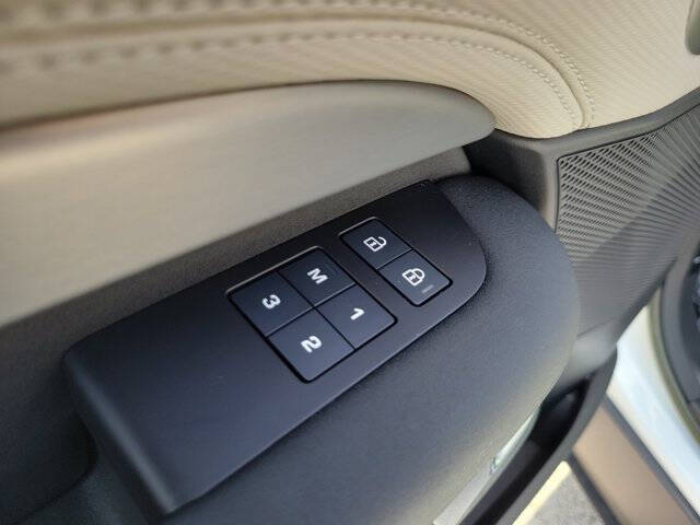 2023 Land Rover Discovery P360 HSE R-Dynamic