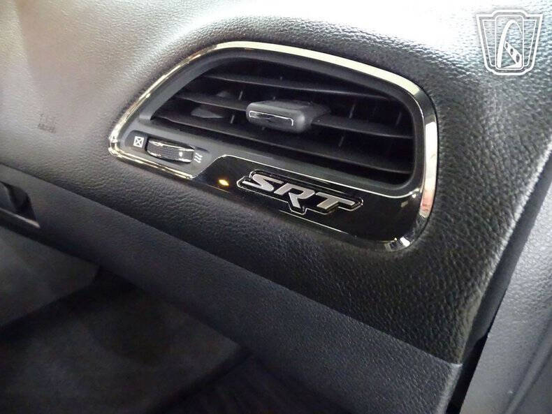 2015 Dodge Challenger SRT Hellcat