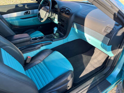 2002 Ford Thunderbird Deluxe