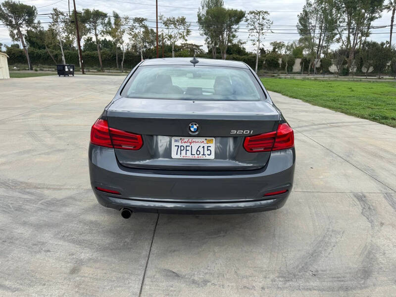 2016 BMW 3 Series 320i