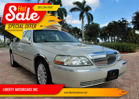 2005 Lincoln Town Car for sale at LIBERTY MOTORCARS INC in Royal Palm Beach FL