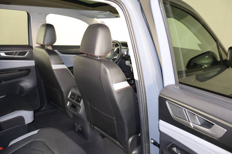 2024 Volkswagen Atlas Peak Edition SEL 4Motion