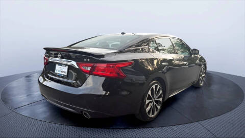 2016 Nissan Maxima