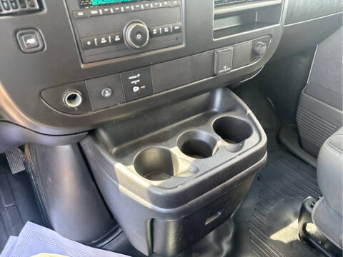 2024 GMC Savana 2500