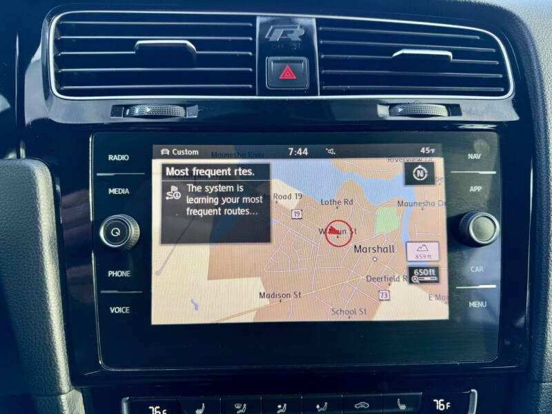 2019 Volkswagen Golf R 4Motion