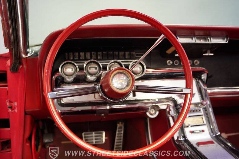 1964 Ford Thunderbird