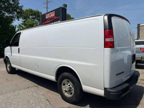 2020 Chevrolet Express 2500