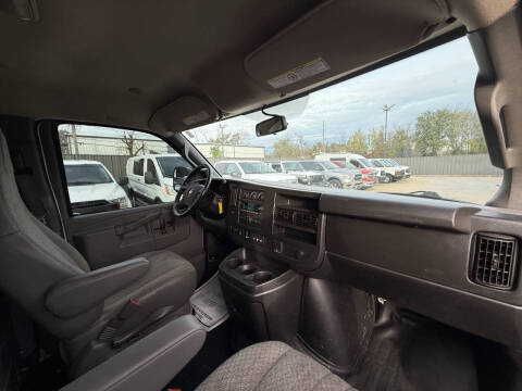 2020 Chevrolet Express 2500