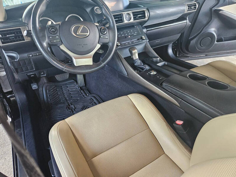 2015 Lexus IS 250