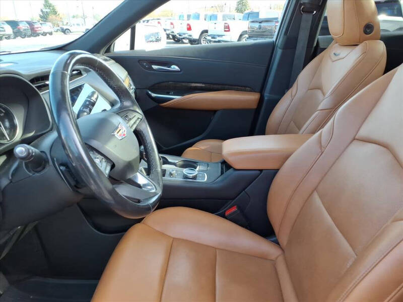 2019 Cadillac XT4 Premium Luxury