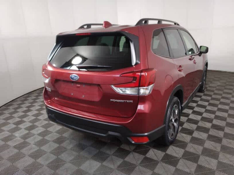 2022 Subaru Forester Premium