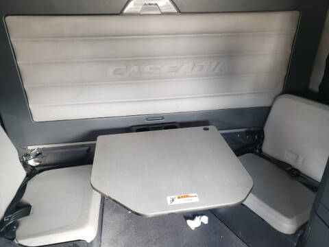 2020 Freightliner Cascadia Evolution Sleeper