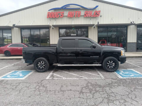 2010 Chevrolet Silverado 1500 for sale at DOUG'S AUTO SALES INC in Pleasant View TN