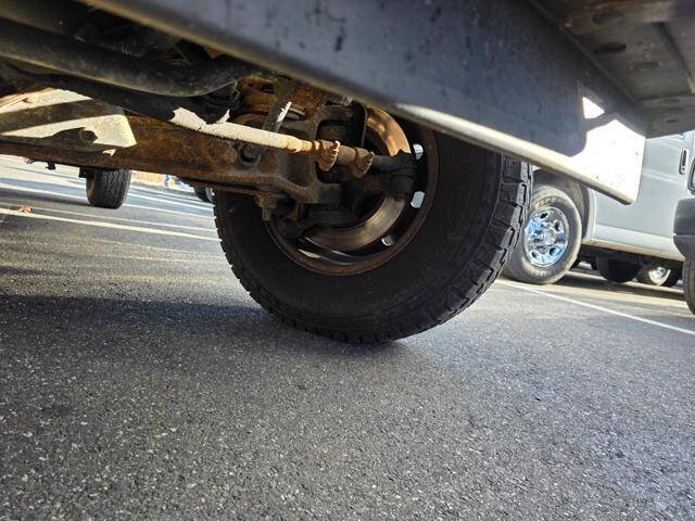 2005 Ford E-Series E-250