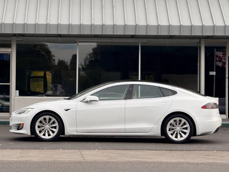 2017 Tesla Model S