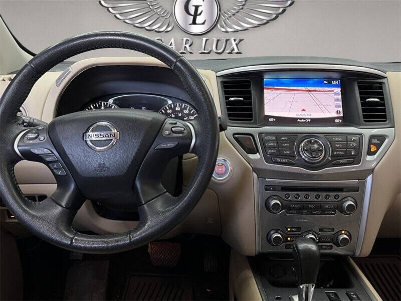 2018 Nissan Pathfinder SL