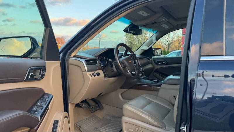 2019 Chevrolet Suburban LT