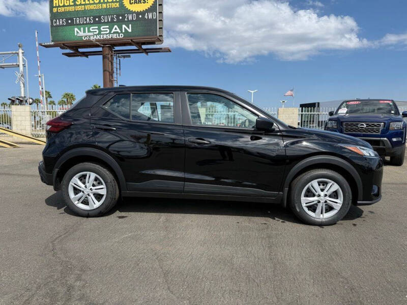 2025 Nissan Kicks Play S