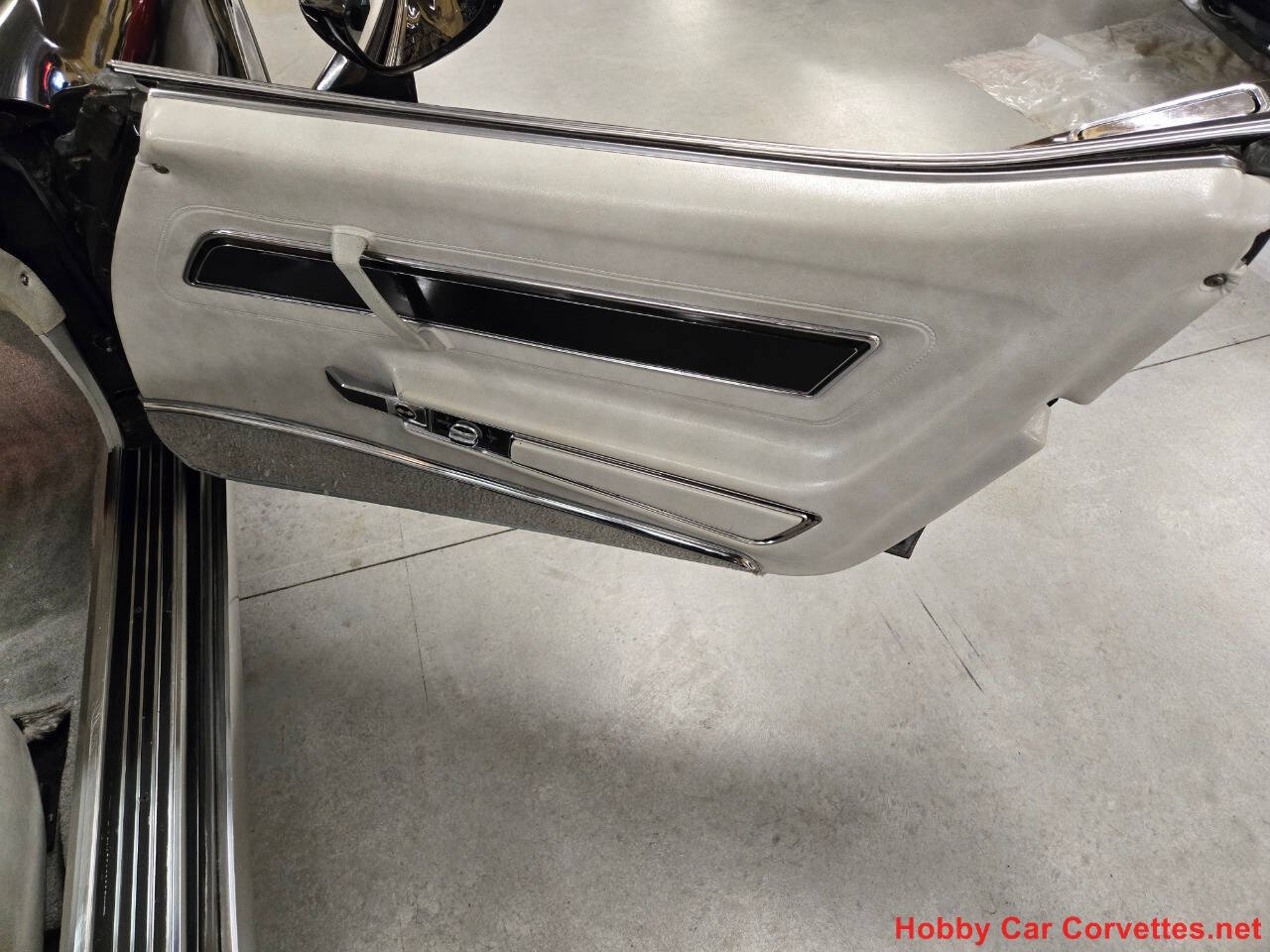 1977 Chevrolet Corvette 73