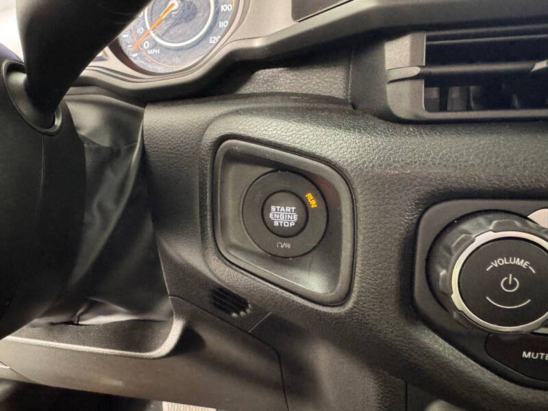 2024 Jeep Gladiator NightHawk