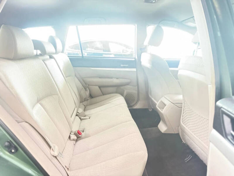 2011 Subaru Outback 2.5i