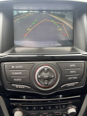 2017 Nissan Pathfinder S