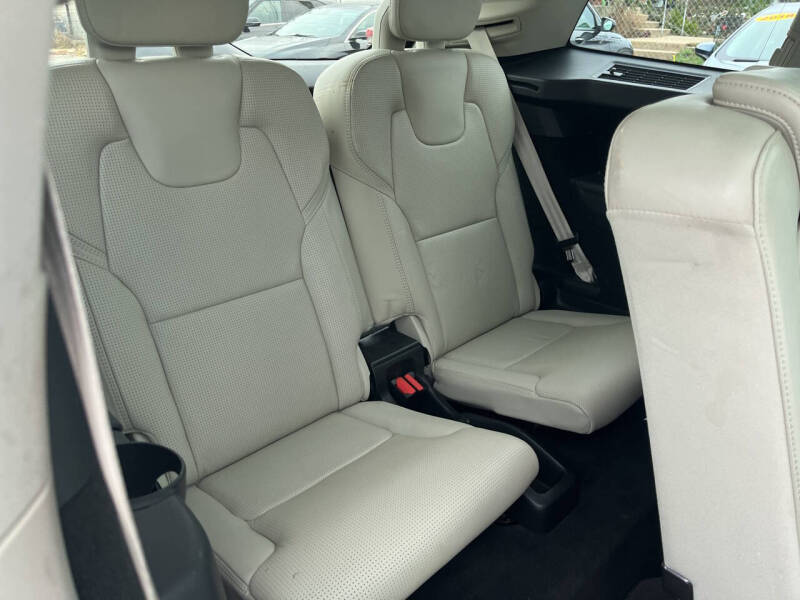 2018 Volvo XC90 T6 Inscription