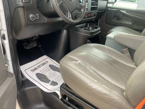 2015 Chevrolet Express 2500