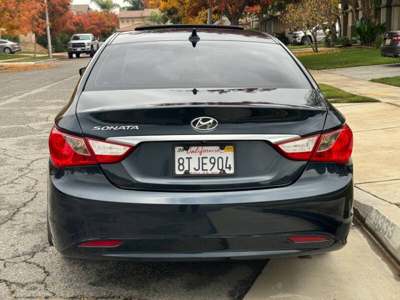 2011 Hyundai Sonata Limited photo 7