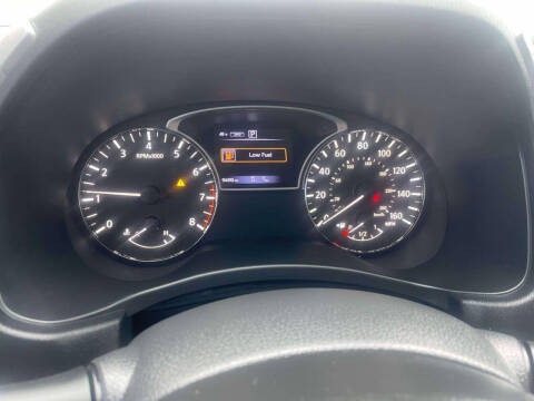 2018 Nissan Pathfinder S