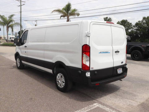 2023 Ford E-Transit
