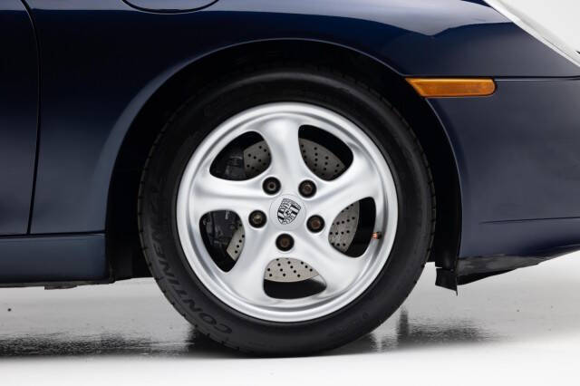 2000 Porsche 911 Carrera