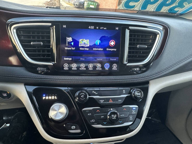 2017 Chrysler Pacifica Limited