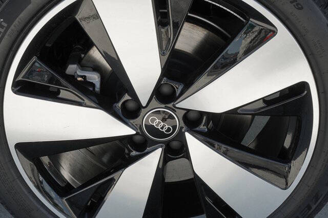 2025 Audi A5 quattro Prestige TFSI