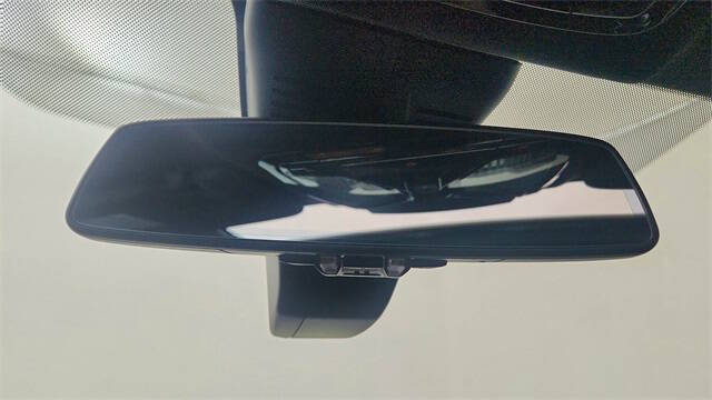 2025 BMW 3 Series M340i