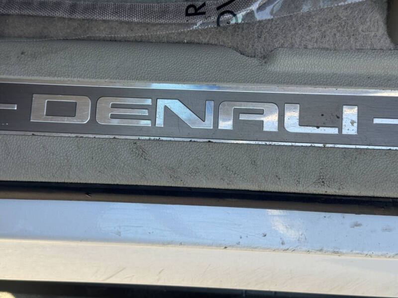 2016 GMC Yukon Denali