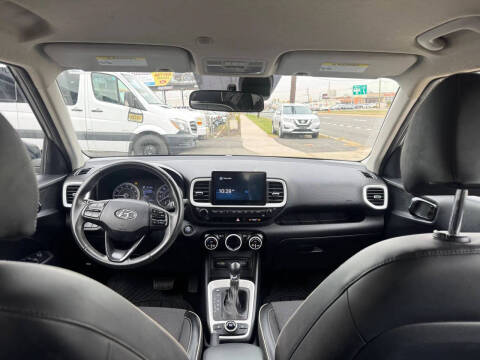 2022 Hyundai Venue Limited