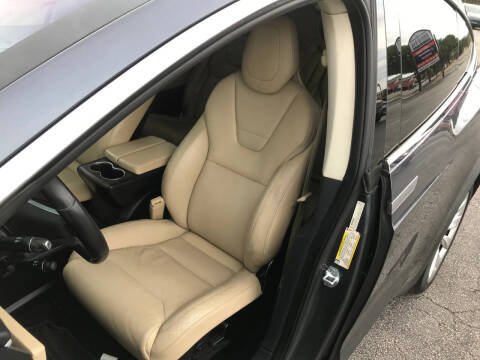2016 Tesla Model X 75D