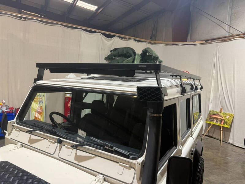 1990 Land Rover Defender