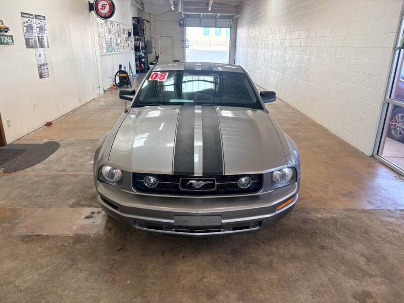 2008 Ford Mustang V6 Deluxe