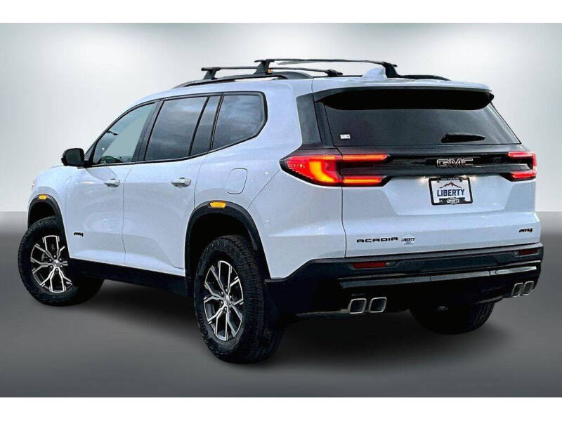 2026 GMC Acadia AT4
