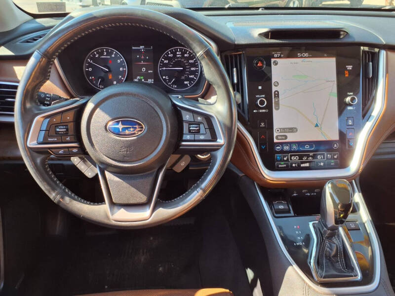 2022 Subaru Outback Touring