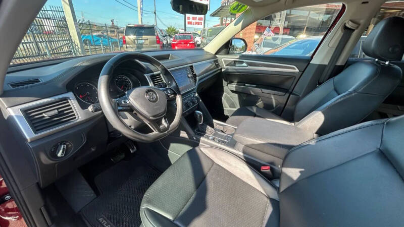 2018 Volkswagen Atlas V6 SE