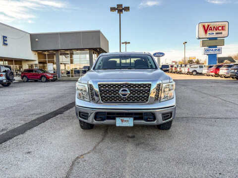 2018 Nissan Titan SV