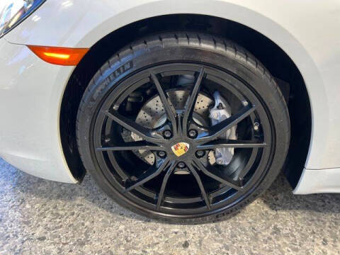 2019 Porsche 718 Cayman