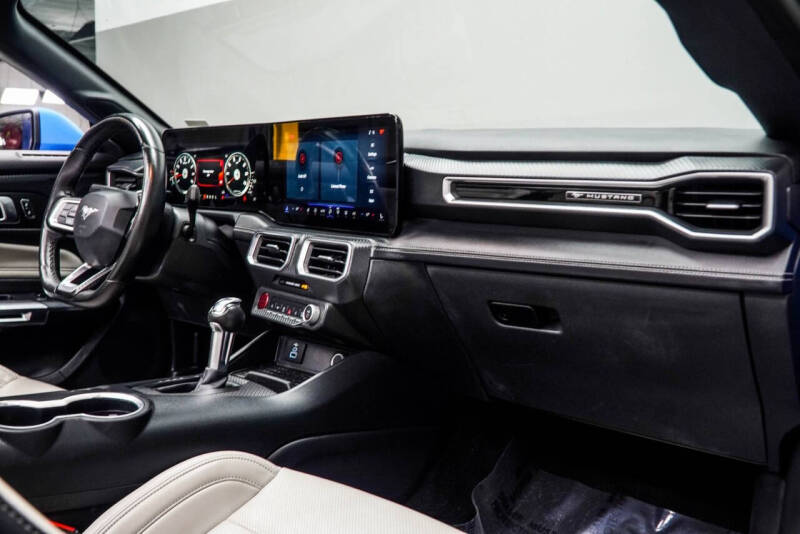 2024 Ford Mustang EcoBoost Premium