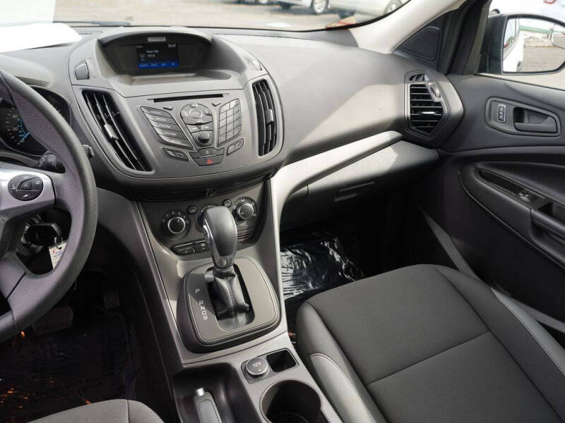 2016 Ford Escape S